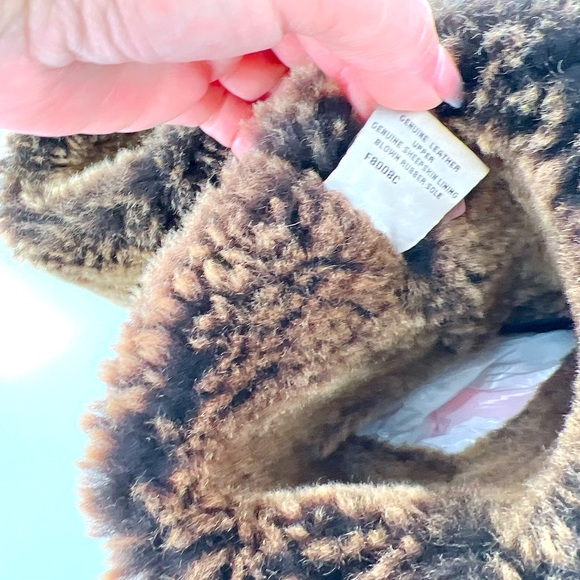 UGG Classic Tall Metallic Boots Brown Gold Bronze SN 5823 Women's Size W8 - Picture 6 of 15